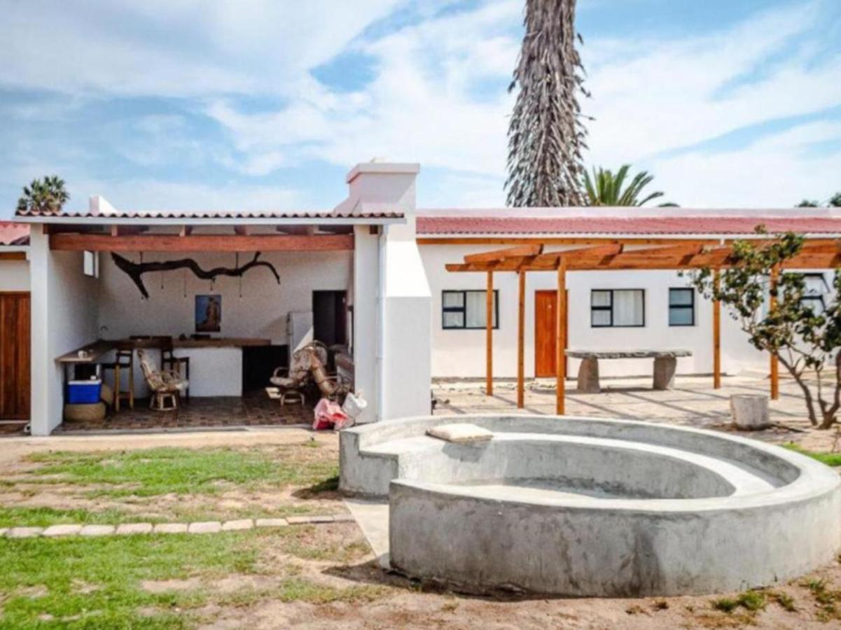Beach Garden Guesthouse With Self Catering ซวาคอปมุนด์ ภายนอก รูปภาพ